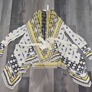 Freeway Yellow and Black Woven Garment